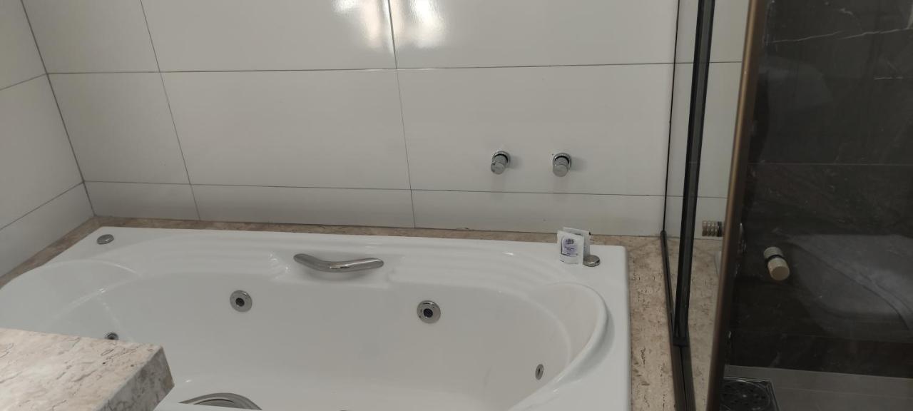 Hotel Esmeralda Verde Teófilo Otoni Zewnętrze zdjęcie